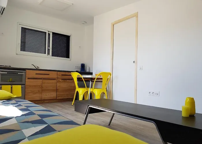 Апартаменты - Yellow Sun